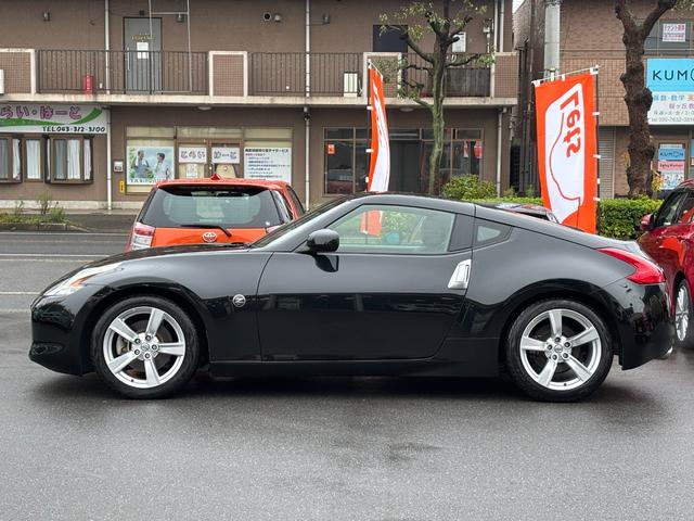 フェアレディZ バージョンT 7AT カーウイングスナビ 2022年地図更新 バックカメラ ETC スマートキー×2 HID BOSEサウンド 純正AW18インチ ヨコハマタイヤ2019年 2015年〜2023年整備記録簿有(31枚目)