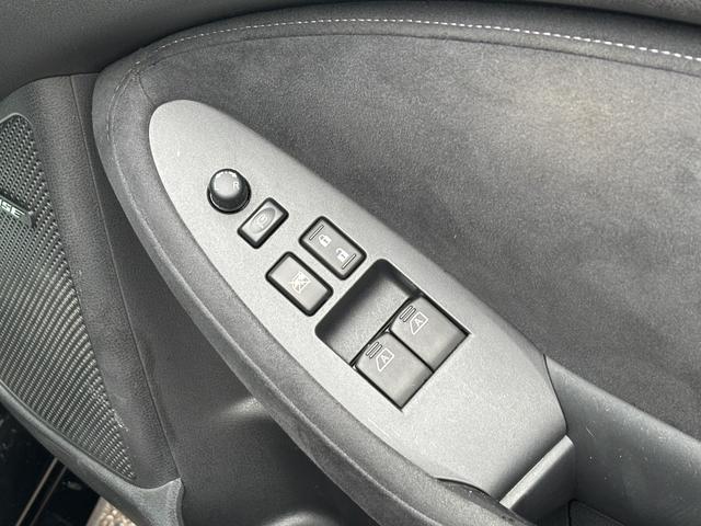 フェアレディZ バージョンT 7AT カーウイングスナビ 2022年地図更新 バックカメラ ETC スマートキー×2 HID BOSEサウンド 純正AW18インチ ヨコハマタイヤ2019年 2015年〜2023年整備記録簿有(58枚目)