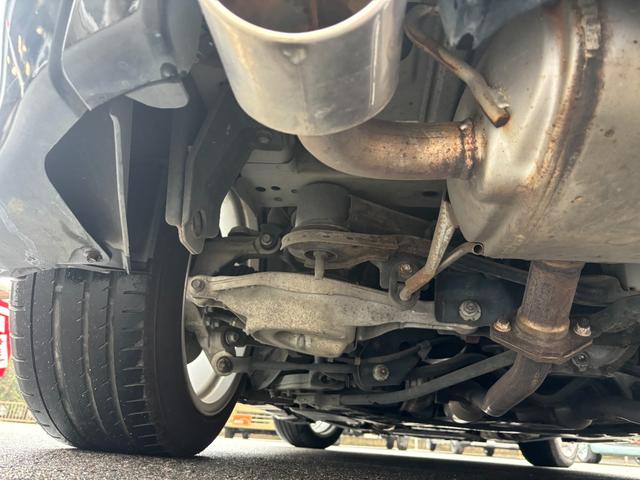 フェアレディZ バージョンT 7AT カーウイングスナビ 2022年地図更新 バックカメラ ETC スマートキー×2 HID BOSEサウンド 純正AW18インチ ヨコハマタイヤ2019年 2015年〜2023年整備記録簿有(77枚目)