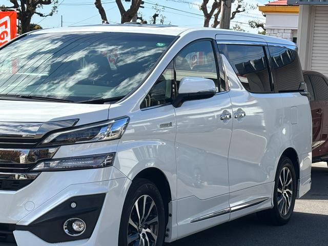 ヴェルファイアハイブリッド エグゼクティブラウンジ　１オーナー禁煙車　純正９型ナビ　ツインムーンルーフ　全方位モニター　１２．１型フリップダウンモニター　ＢＯＳＥサウンド　ドラレコ　ＥＴＣ２．０　モデリスタエアロ　両側パワスラ　純正ＡＷ１７インチ（40枚目）