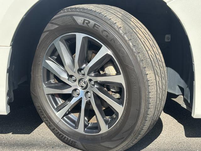 ヴェルファイアハイブリッド エグゼクティブラウンジ　１オーナー禁煙車　純正９型ナビ　ツインムーンルーフ　全方位モニター　１２．１型フリップダウンモニター　ＢＯＳＥサウンド　ドラレコ　ＥＴＣ２．０　モデリスタエアロ　両側パワスラ　純正ＡＷ１７インチ（73枚目）