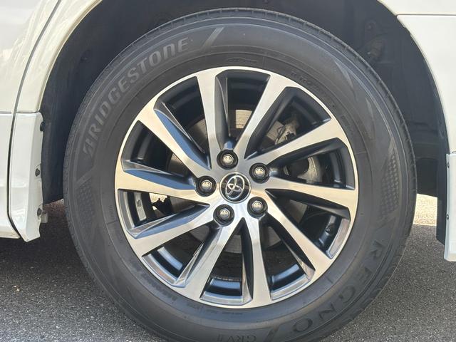 ヴェルファイアハイブリッド エグゼクティブラウンジ　１オーナー禁煙車　純正９型ナビ　ツインムーンルーフ　全方位モニター　１２．１型フリップダウンモニター　ＢＯＳＥサウンド　ドラレコ　ＥＴＣ２．０　モデリスタエアロ　両側パワスラ　純正ＡＷ１７インチ（75枚目）