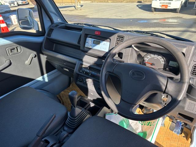 ハイゼットトラック スタンダード　農用スペシャル　５ＭＴ　４ＷＤ　３方開　取説記録簿付　荷台作業灯（4枚目）