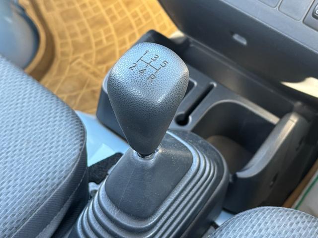 ハイゼットトラック スタンダード　農用スペシャル　５ＭＴ　４ＷＤ　３方開　取説記録簿付　荷台作業灯（12枚目）