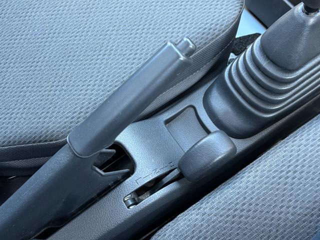 ハイゼットトラック スタンダード　農用スペシャル　５ＭＴ　４ＷＤ　３方開　取説記録簿付　荷台作業灯（13枚目）