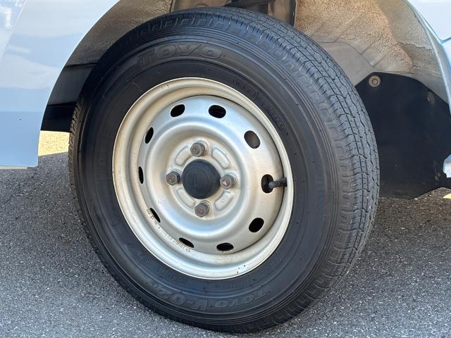 ハイゼットトラック スタンダード　農用スペシャル　５ＭＴ　４ＷＤ　３方開　取説記録簿付　荷台作業灯（52枚目）