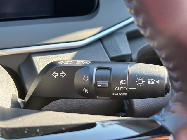 ノート オーテック　クロスオーバー　１オーナー禁煙車　純正９型ナビ　全方位モニター　寒冷地仕様　プロパイロット　デジタルインナーミラー　ＨＤＭＩ　ＥＴＣ２．０　前後ドラレコ　シート／ステアリングヒーター　純１６インチＡＷ　新車保証継承（8枚目）