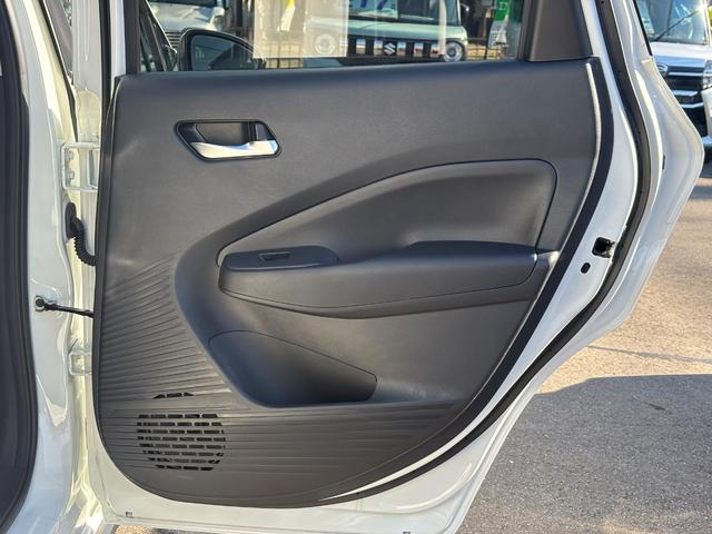 ノート オーテック　クロスオーバー　１オーナー禁煙車　純正９型ナビ　全方位モニター　寒冷地仕様　プロパイロット　デジタルインナーミラー　ＨＤＭＩ　ＥＴＣ２．０　前後ドラレコ　シート／ステアリングヒーター　純１６インチＡＷ　新車保証継承（60枚目）