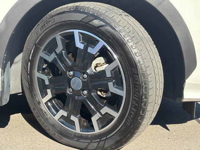 ノート オーテック　クロスオーバー　１オーナー禁煙車　純正９型ナビ　全方位モニター　寒冷地仕様　プロパイロット　デジタルインナーミラー　ＨＤＭＩ　ＥＴＣ２．０　前後ドラレコ　シート／ステアリングヒーター　純１６インチＡＷ　新車保証継承（70枚目）