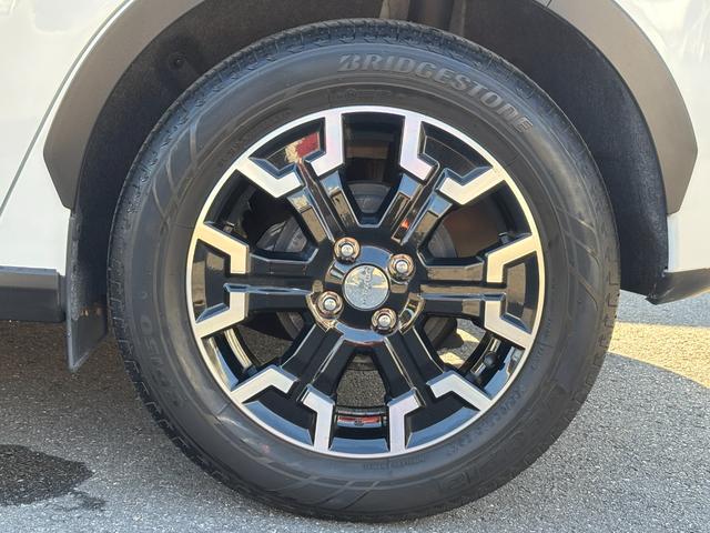 ノート オーテック　クロスオーバー　１オーナー禁煙車　純正９型ナビ　全方位モニター　寒冷地仕様　プロパイロット　デジタルインナーミラー　ＨＤＭＩ　ＥＴＣ２．０　前後ドラレコ　シート／ステアリングヒーター　純１６インチＡＷ　新車保証継承（72枚目）