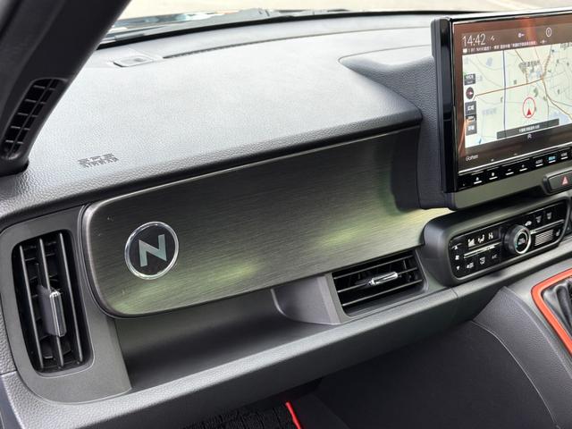 N-ONE RS 1オーナー禁煙 6速MT 純正9型プレミアムインターナビ 前/車内/後ドラレコ ETC2.0 ハイグレードスピーカ 純OPサスペンション(10mmダウン) SEEKER製マフラー ユピテルレーダー探知(22枚目)