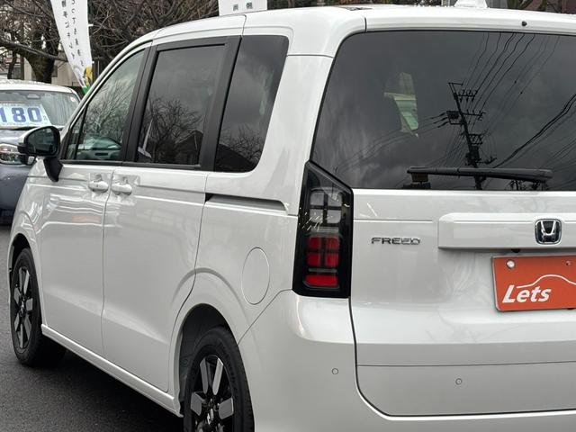 フリード ｅ：ＨＥＶエアー　ＥＸ　登録済未使用車　３列６人　ホンダセンシング　１１．４インチナビ２４７ＶＦＬＩ　全方位モニタ　ナビ連動ＥＴＣ２．０　前後ドラレコＤＲＣ２ＣＡＭセット　両側パワスラ　フレッシュキーパー施工済　新車保証継承（39枚目）