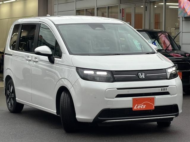 フリード ｅ：ＨＥＶエアー　ＥＸ　登録済未使用車　３列６人　ホンダセンシング　１１．４インチナビ２４７ＶＦＬＩ　全方位モニタ　ナビ連動ＥＴＣ２．０　前後ドラレコＤＲＣ２ＣＡＭセット　両側パワスラ　フレッシュキーパー施工済　新車保証継承（43枚目）