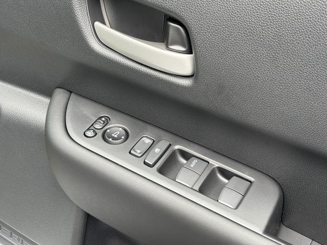 フリード ｅ：ＨＥＶエアー　ＥＸ　登録済未使用車　３列６人　ホンダセンシング　１１．４インチナビ２４７ＶＦＬＩ　全方位モニタ　ナビ連動ＥＴＣ２．０　前後ドラレコＤＲＣ２ＣＡＭセット　両側パワスラ　フレッシュキーパー施工済　新車保証継承（58枚目）