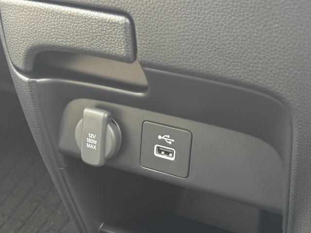 フリード ｅ：ＨＥＶエアー　ＥＸ　登録済未使用車　３列６人　ホンダセンシング　１１．４インチナビ２４７ＶＦＬＩ　全方位モニタ　ナビ連動ＥＴＣ２．０　前後ドラレコＤＲＣ２ＣＡＭセット　両側パワスラ　フレッシュキーパー施工済　新車保証継承（59枚目）