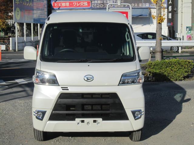 ハイゼットカーゴ クルーズターボＳＡＩＩＩ　エアコン　パワステ　パワーウインドウ　Ｗエアーバッグ　キーレス　ＡＢＳ　ＴＲＣ　ＨＤＤナビ　フルセグＴＶ　電格ミラー　ＥＴＣ　ＣＤ　ＤＶＤ　Ｂｌｕｅｔｏｏｔｈ　アイドリングストップ　記録簿　取説（2枚目）
