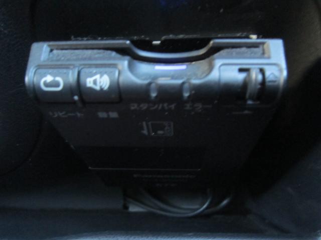 ハイゼットカーゴ クルーズターボＳＡＩＩＩ　エアコン　パワステ　パワーウインドウ　Ｗエアーバッグ　キーレス　ＡＢＳ　ＴＲＣ　ＨＤＤナビ　フルセグＴＶ　電格ミラー　ＥＴＣ　ＣＤ　ＤＶＤ　Ｂｌｕｅｔｏｏｔｈ　アイドリングストップ　記録簿　取説（25枚目）