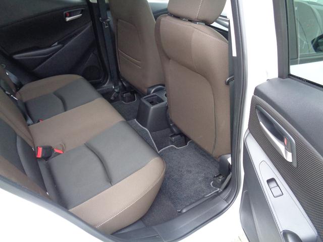 MAZDA2 1.5 15S プロアクティブ スマート エディションII コーナーポール 前後ドラレコ 360度ビュー シートヒーター AppleCarPlay/AndroidAuto Bluetooth CD/DVD フルセグ ETC レーダークルーズ 15インチ純正AW(4枚目)