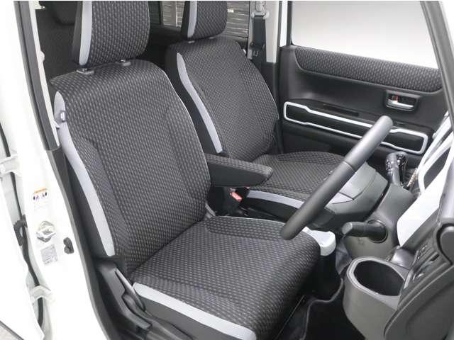 フレアクロスオーバー ６６０　ハイブリッド　ＸＳ　シートヒーター／クルーズ／ＥＴＣ／フォグランプ　禁煙　イモビライザー　ＬＥＤ　レーダークルーズ　シートヒータ　記録簿　ｉ－ｓｔｏｐ　ＡＣ　スマートキー　ＥＴＣ　ＥＳＣ　Ｗエアバッグ　キーレスエントリー（4枚目）