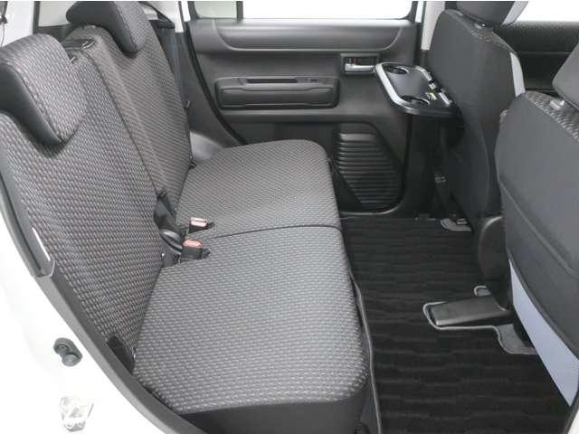 フレアクロスオーバー ６６０　ハイブリッド　ＸＳ　シートヒーター／クルーズ／ＥＴＣ／フォグランプ　禁煙　イモビライザー　ＬＥＤ　レーダークルーズ　シートヒータ　記録簿　ｉ－ｓｔｏｐ　ＡＣ　スマートキー　ＥＴＣ　ＥＳＣ　Ｗエアバッグ　キーレスエントリー（5枚目）