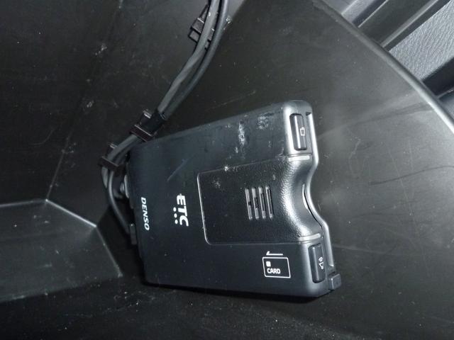 デミオ １．３　１３Ｓ　ツーリング　運転席助手席シートヒーター　ヘッドアップＤ　純正アームレスト　ＥＴＣ　ＣＤ／ＤＶＤプレーヤー　フルセグ　ＵＳＢ　ＩＳＯＦＩＸ　トノカバー　ＬＥＤヘッドライト　キーレス　１５インチ純正アルミホイール（18枚目）