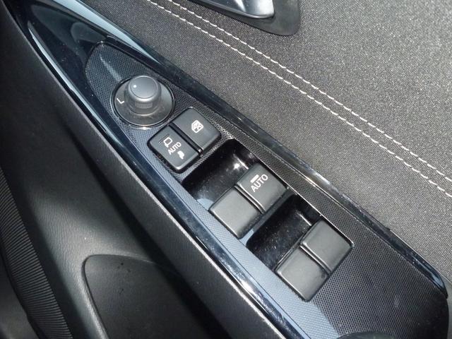 デミオ １．３　１３Ｓ　ツーリング　運転席助手席シートヒーター　ヘッドアップＤ　純正アームレスト　ＥＴＣ　ＣＤ／ＤＶＤプレーヤー　フルセグ　ＵＳＢ　ＩＳＯＦＩＸ　トノカバー　ＬＥＤヘッドライト　キーレス　１５インチ純正アルミホイール（32枚目）