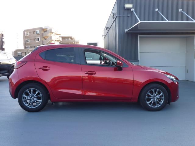 デミオ １．３　１３Ｓ　ツーリング　運転席助手席シートヒーター　ヘッドアップＤ　純正アームレスト　ＥＴＣ　ＣＤ／ＤＶＤプレーヤー　フルセグ　ＵＳＢ　ＩＳＯＦＩＸ　トノカバー　ＬＥＤヘッドライト　キーレス　１５インチ純正アルミホイール（58枚目）