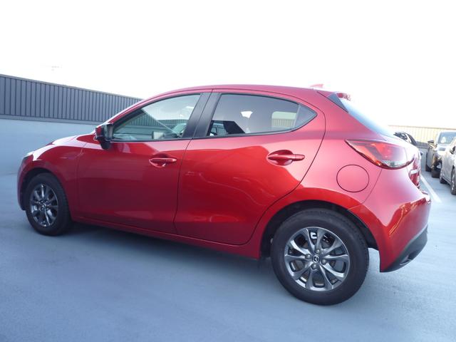 デミオ １．３　１３Ｓ　ツーリング　運転席助手席シートヒーター　ヘッドアップＤ　純正アームレスト　ＥＴＣ　ＣＤ／ＤＶＤプレーヤー　フルセグ　ＵＳＢ　ＩＳＯＦＩＸ　トノカバー　ＬＥＤヘッドライト　キーレス　１５インチ純正アルミホイール（62枚目）