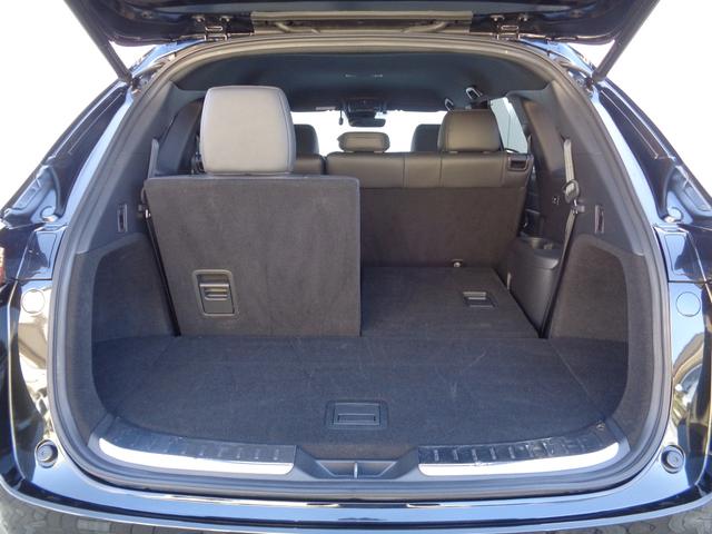 ＣＸ－８ ２．２　ＸＤ　Ｌパッケージ　ディーゼルターボ　４ＷＤ　７人乗り　黒革　前後ドラレコ　シートヒーター　レーダークルーズ　ＡｐｐｌｅＣａｒＰｌａｙ／ＡｎｄｒｏｉｄＡｕｔｏ　Ｑｉ充電　ＰＷシート　ＥＴＣ　電動リアゲート　ルーフレール　キャリパーレッド　純正ＡＷ（65枚目）