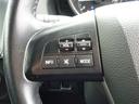 【ステアリングスイッチ】ハンドルに付いているスイッチで、音量の調整や選曲も可能!ハンズフリー通話もできます♪
