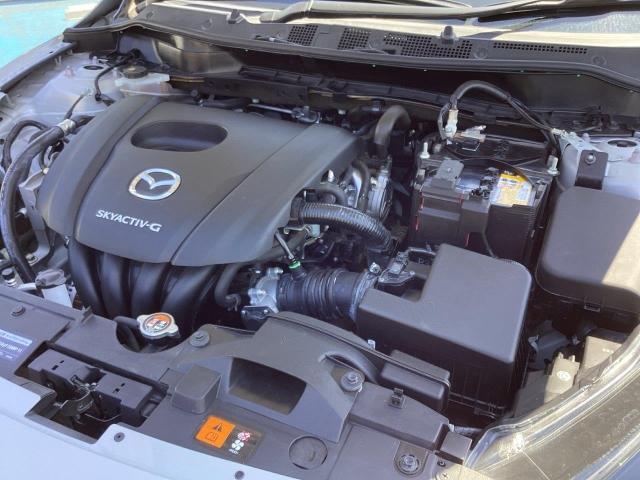 ＭＡＺＤＡ２ １５Ｓ　ホワイト　コンフォート　４ＷＤ　３６０°モニター　オートクルーズ　ＥＴＣ　全方位カメラ　４ＷＤ　コーナーセンサー　運転席パワーシート（9枚目）