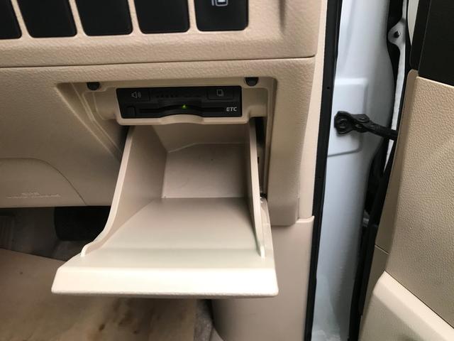 2.4X バックカメラ HDDナビ ETC HID DVD(11枚目)
