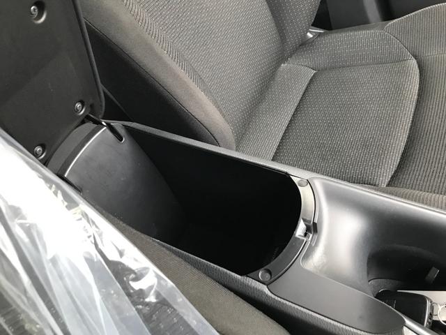 Ｃ－ＨＲ Ｓ　ハイブリッド　イクリプスＳＤナビ　フルセグＴＶ　Ｂｌｕｅｔｏｏｔｈ接続　ＤＶＤ　バックモニタ　ＥＴＣ　クルーズコントロール　衝突軽減ブレーキ　ＬＥＤヘッドライト　電動パーキングブレーキ　スマートキー（30枚目）