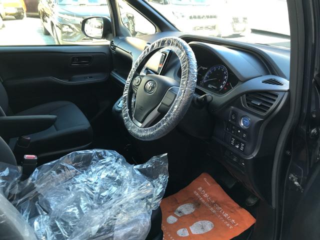 ヴォクシー ハイブリッドX 純正SDナビ NSZT-W64 バックモニタ- フルセグTV DVD再生 Bluetooth接続 衝突軽減ブレーキ 両側電動スライドドア ETC LEDヘッドライト プッシュスタート(16枚目)