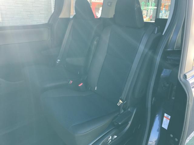 ヴォクシー ハイブリッドX 純正SDナビ NSZT-W64 バックモニタ- フルセグTV DVD再生 Bluetooth接続 衝突軽減ブレーキ 両側電動スライドドア ETC LEDヘッドライト プッシュスタート(19枚目)