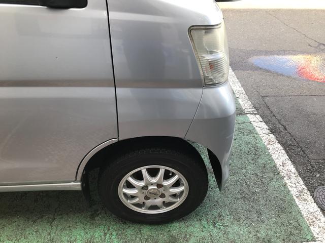 ハイゼットカーゴ ＤＸ　ラジオ　オーバーヘッドコンソール　ＥＴＣ　両側スライドドア　フロントパワーウインドウ　集中ドアロック　社外アルミホイール　エアコン　パワステ（9枚目）