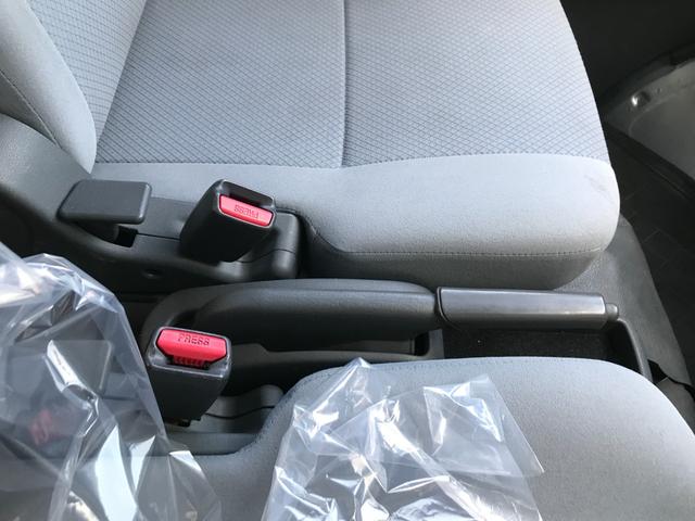 ハイゼットカーゴ ＤＸ　ラジオ　オーバーヘッドコンソール　ＥＴＣ　両側スライドドア　フロントパワーウインドウ　集中ドアロック　社外アルミホイール　エアコン　パワステ（25枚目）