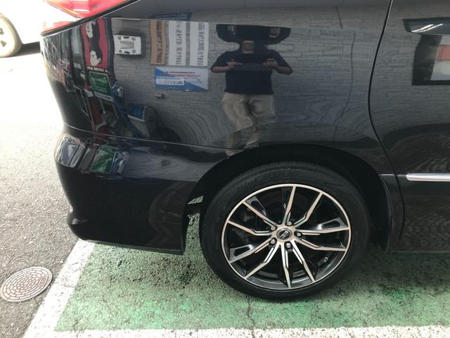 エスティマ アエラス　プレミアム　純正ＳＤナビ　バックモニター　クルーズコントロール　ステアリングリモコン　両側電動スライドドア　ＥＴＣ２．０　ＤＶＤ再生　フルセグ　スマートキー　社外１８インチアルミホイール　ハーフレザーシート（12枚目）