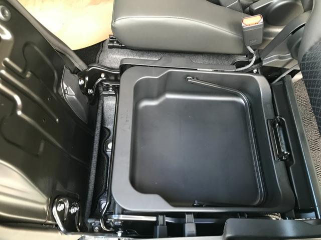 スペーシアカスタム ハイブリッドＸＳターボ　全方位モニター付メモリーナビ＋スズキコネクト対応通信機装着車　衝突軽減ブレーキ　両側電動スライドドア　リアサーキュラー　クリアランスソナー　クルーズコントロール　ＥＴＣ２．０　ＬＥＤ　ドラレコ前後（14枚目）