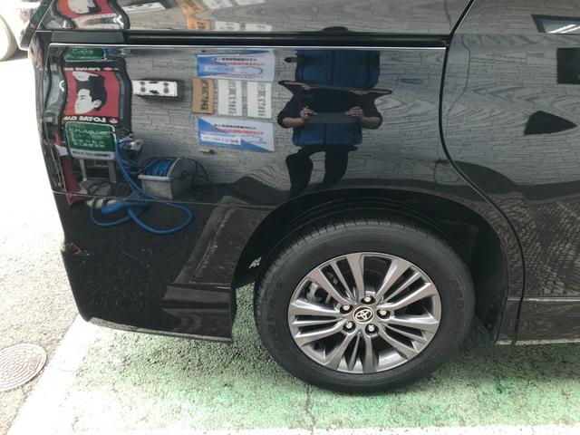 ヴォクシー Ｓ－Ｇ　１０インチディスプレイオーディオプラス　両側電動スライドドア　１３．２インチ有機ＥＬ後席ディスプレイ　ＥＴＣ２．０　ＣＤＤＶＤ再生　フルセグＴＶ　ミラーキャスト　クルーズコントロール　衝突軽減ブレーキ（11枚目）