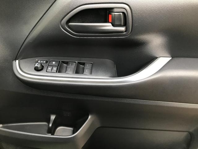 ヴォクシー Ｓ－Ｇ　１０インチディスプレイオーディオプラス　両側電動スライドドア　１３．２インチ有機ＥＬ後席ディスプレイ　ＥＴＣ２．０　ＣＤＤＶＤ再生　フルセグＴＶ　ミラーキャスト　クルーズコントロール　衝突軽減ブレーキ（19枚目）