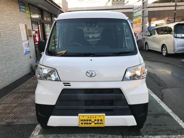 TOYOTA PIXIS VAN DELUXE SA III