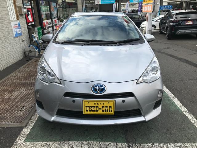 アクア Ｇ　純正ＳＤナビＷ６４　バックモニタ　ＥＴＣ　Ｂｌｕｅｔｏｏｔｈ接続　フルセグＴＶ　オートエアコン　キーレスエントリー　ステアリングリモコン　踏み間違い加速制御システム　ソナー（7枚目）