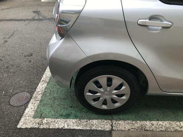 アクア Ｇ　純正ＳＤナビＷ６４　バックモニタ　ＥＴＣ　Ｂｌｕｅｔｏｏｔｈ接続　フルセグＴＶ　オートエアコン　キーレスエントリー　ステアリングリモコン　踏み間違い加速制御システム　ソナー（10枚目）