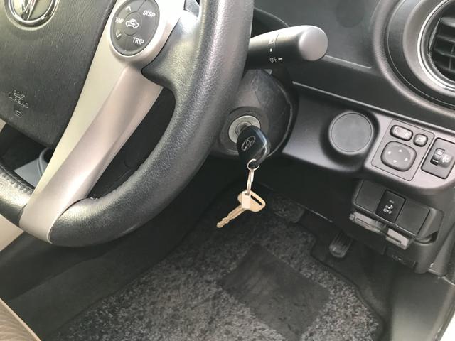 アクア Ｇ　純正ＳＤナビＷ６４　バックモニタ　ＥＴＣ　Ｂｌｕｅｔｏｏｔｈ接続　フルセグＴＶ　オートエアコン　キーレスエントリー　ステアリングリモコン　踏み間違い加速制御システム　ソナー（20枚目）