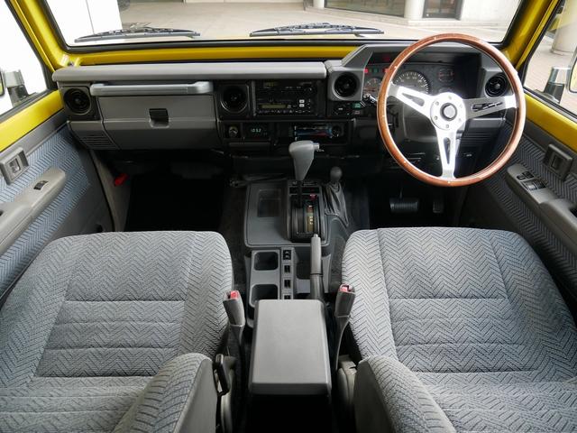 ＬＸ　ＬＸ　ＨＺＪ７３Ｖ　ミドルボディ　ＦＲＰトップ　オートマ　集中ロック　パワーウィンドウ　ＮＥＷオールペイント　マスタードイエロー　ホワイトＦＲＰトップ　ナローボディ　輸出仕様鉄っちんホワイトペイント(2枚目)