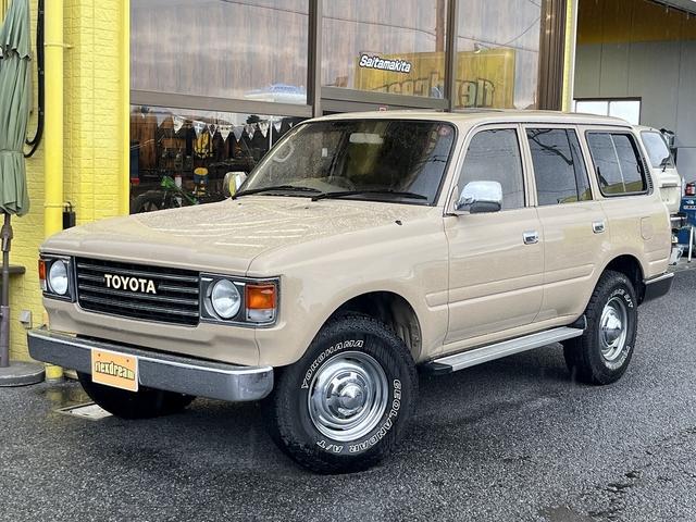 ランドクルーザー８０ ＶＸリミテッド　丸目フェイス換装　ナローボディー仕様　オールペイント　ナローホイール　オールテレンタイヤ　クラシックウッドハンドル　シートカバー（4枚目）