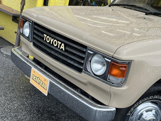ランドクルーザー８０ ＶＸリミテッド　丸目フェイス換装　ナローボディー仕様　オールペイント　ナローホイール　オールテレンタイヤ　クラシックウッドハンドル　シートカバー（5枚目）