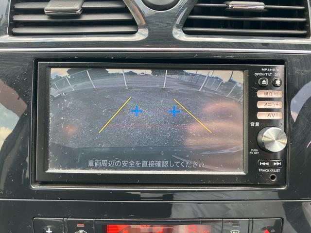 セレナ ハイウェイスター　ＳＤナビ　両側電動スライド　クルーズコントロール　バックカメラ　ＥＴＣ　スマートキー　オートライト　革巻きステアリング　電動格納ミラー　３列シート　ウォークスルー　インテリジェントキー（48枚目）