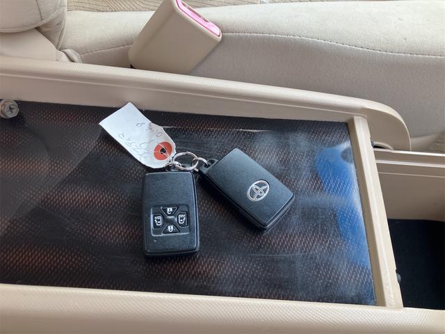 エスティマ アエラス　３列シート　フルフラット　盗難防止システム　衝突安全ボディ　ＨＩＤ（21枚目）